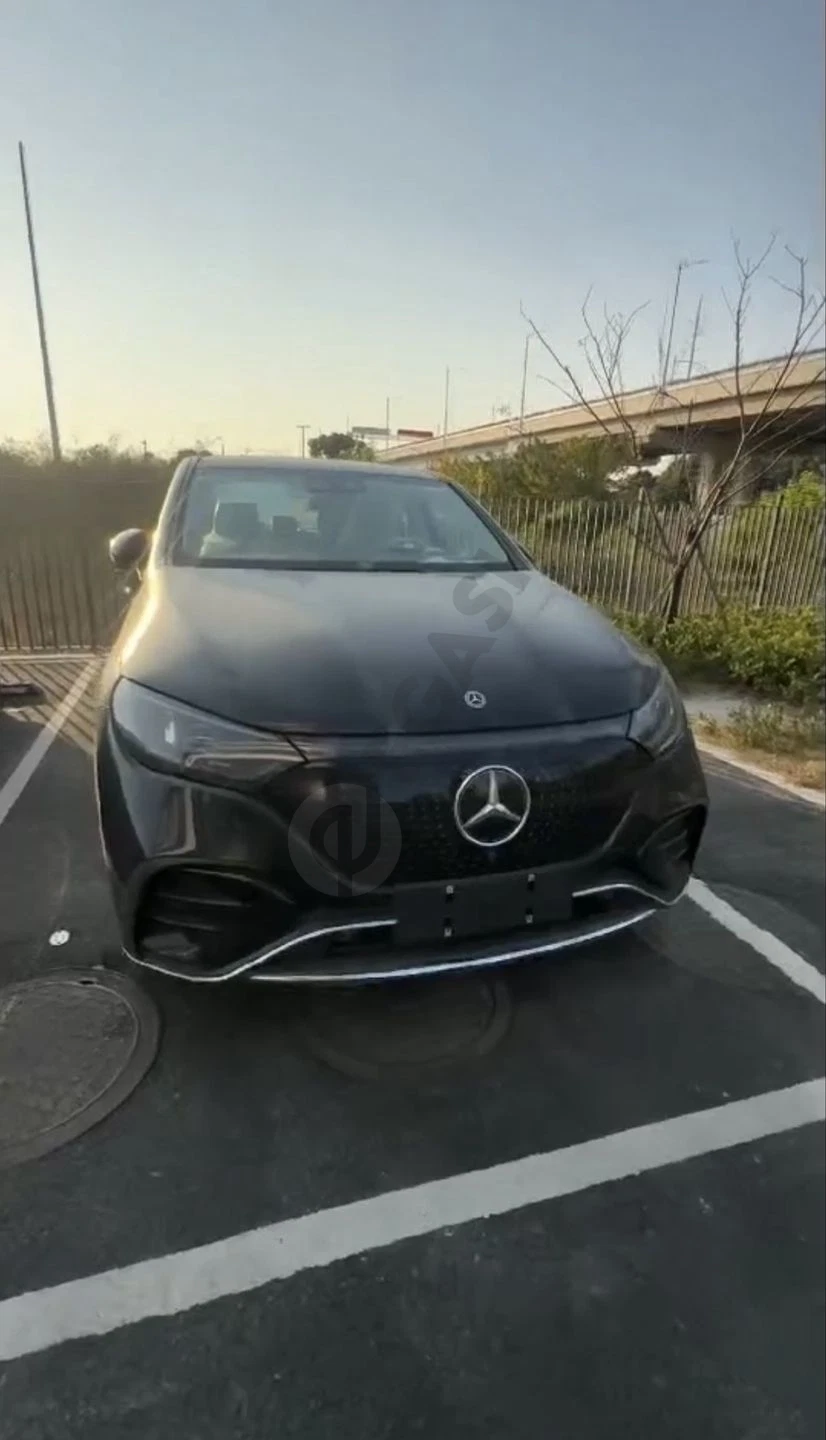 Mercedes- Benz EQE 500 - Cover Photo
