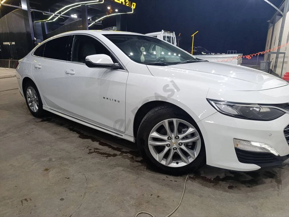 Chevrolet Malibu 2, 2020 - Cover Photo