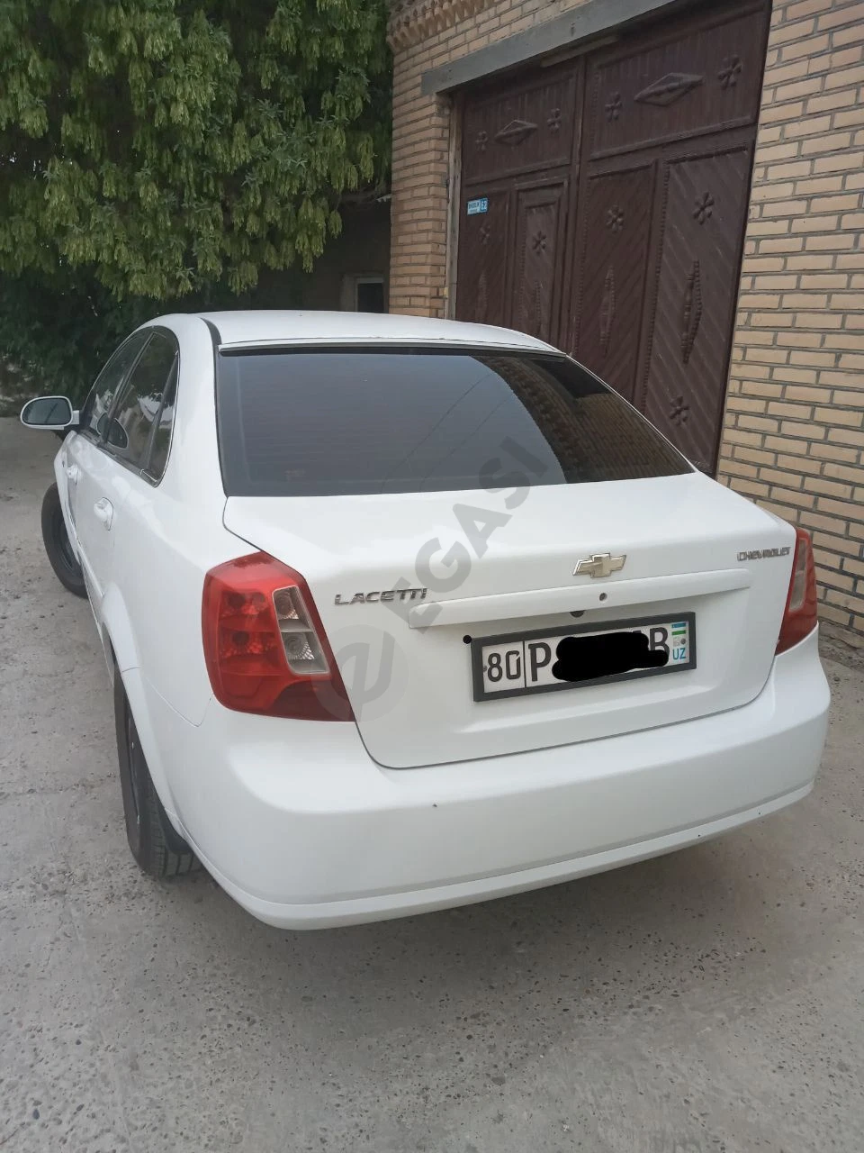 Lacetti 1.8l 2010 - Cover Photo