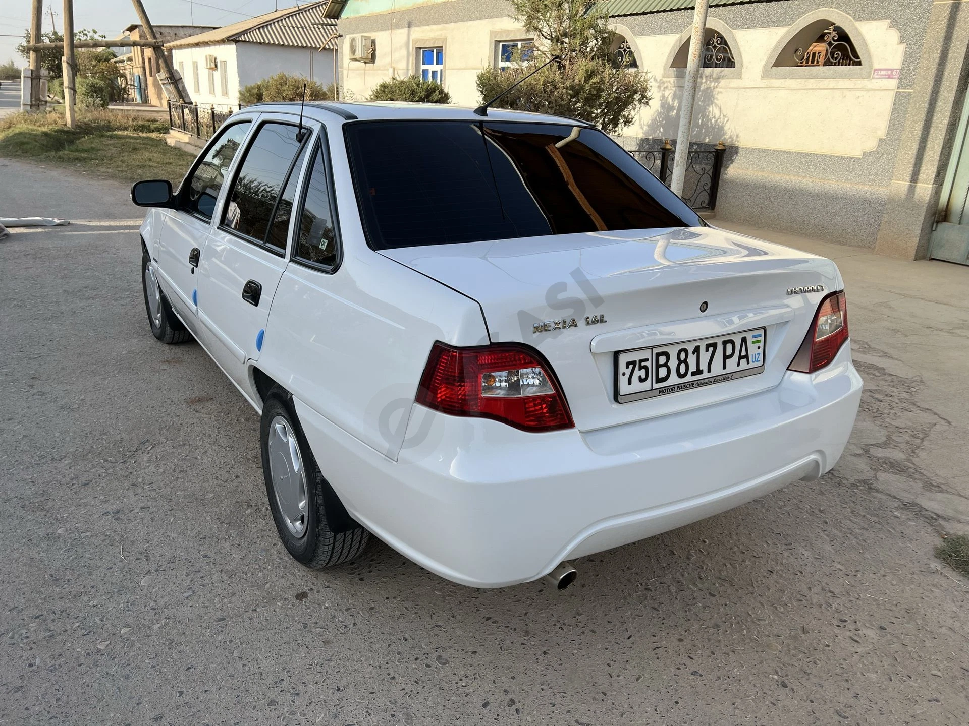 Nexia 2 1.6 lux kansaner - Cover Photo