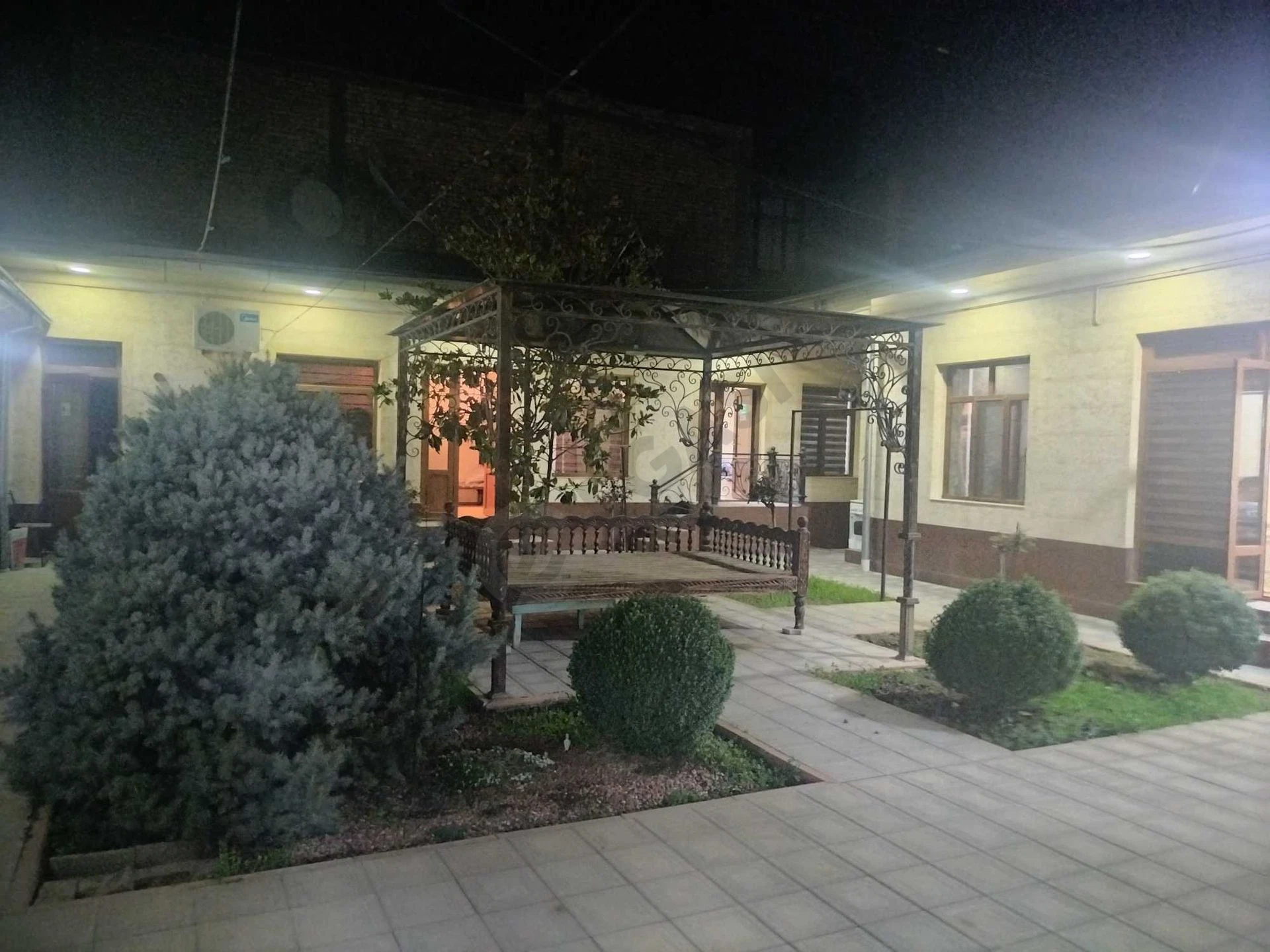 Image 10