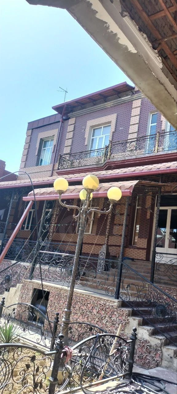 Продается дом в Шайхантохурском районе Джар Арык вдоль дороги. - Cover Photo