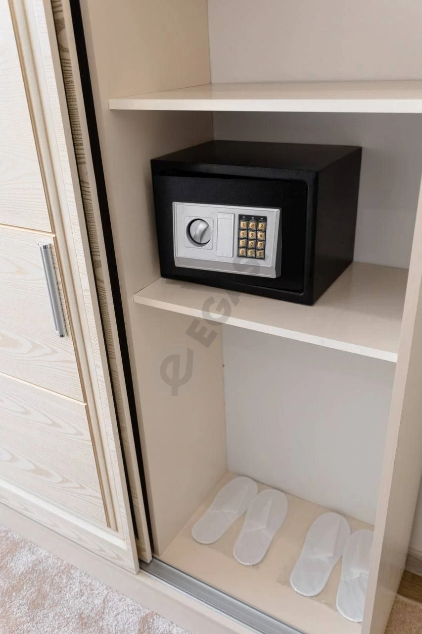 Image 3