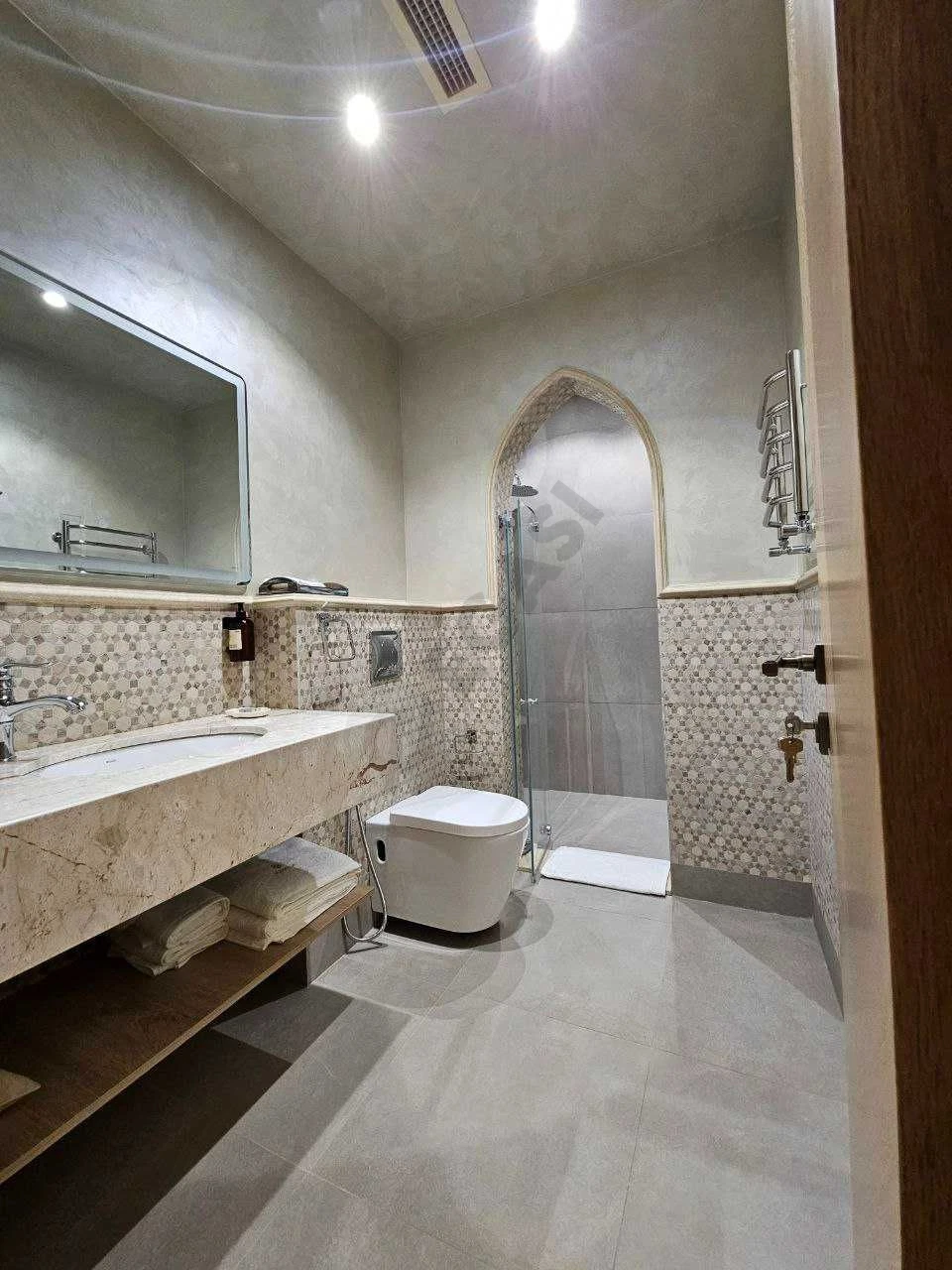 Image 12