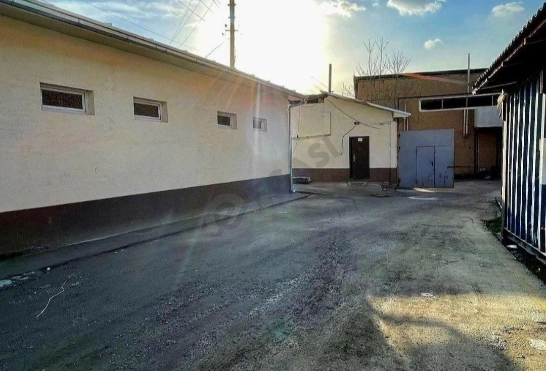 Продаётся Цех 620м² возле Бек Барака - Cover Photo