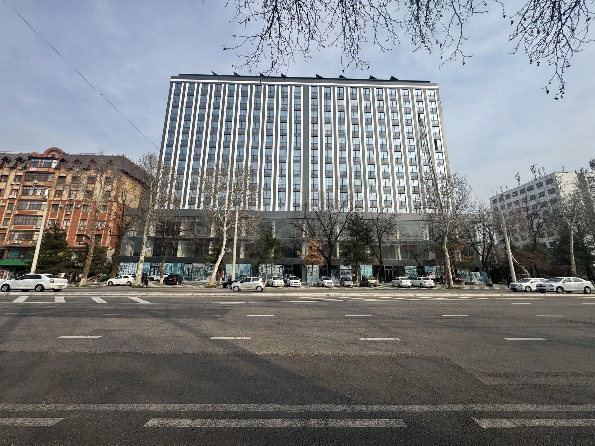 Продаю квартиру в Новостройке ЖК Амир Темур Юнусабад - Cover Photo