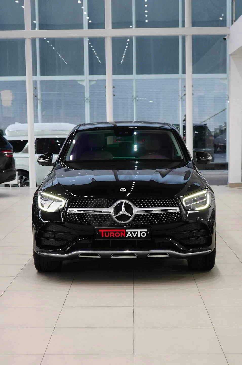 Mercedes-Benz GLC200 2022 - Cover Photo