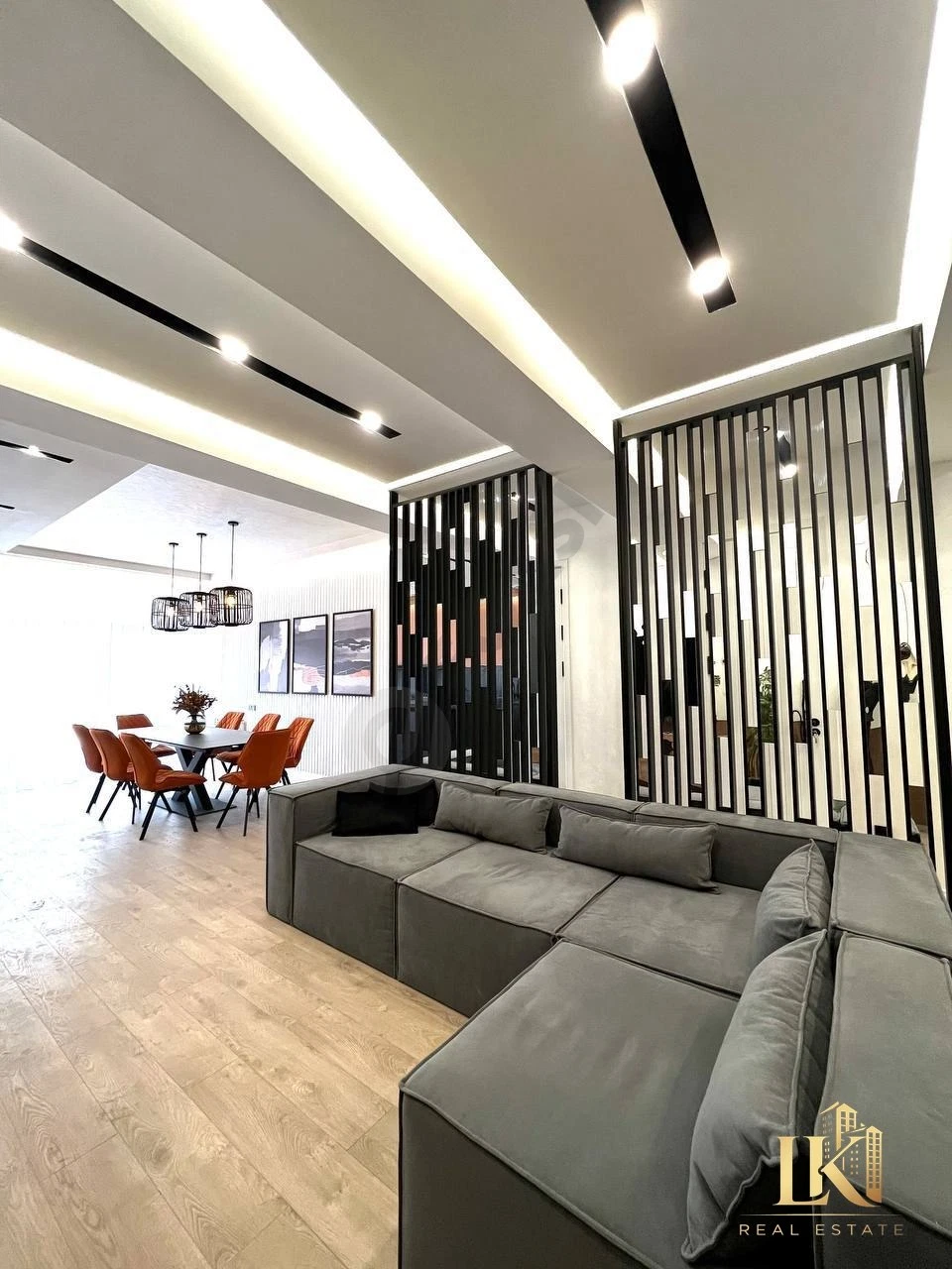 4-комнатная квартира Botanica Deluxe 175 м² - Cover Photo