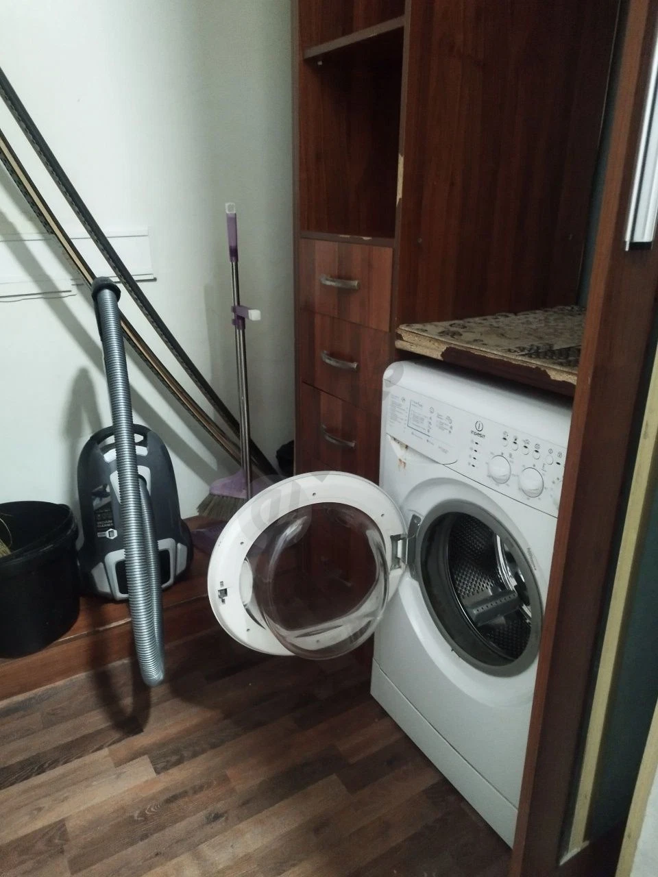 Image 4