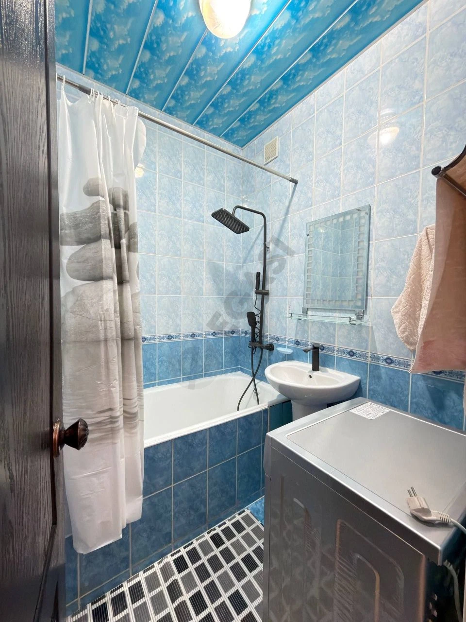 Image 7