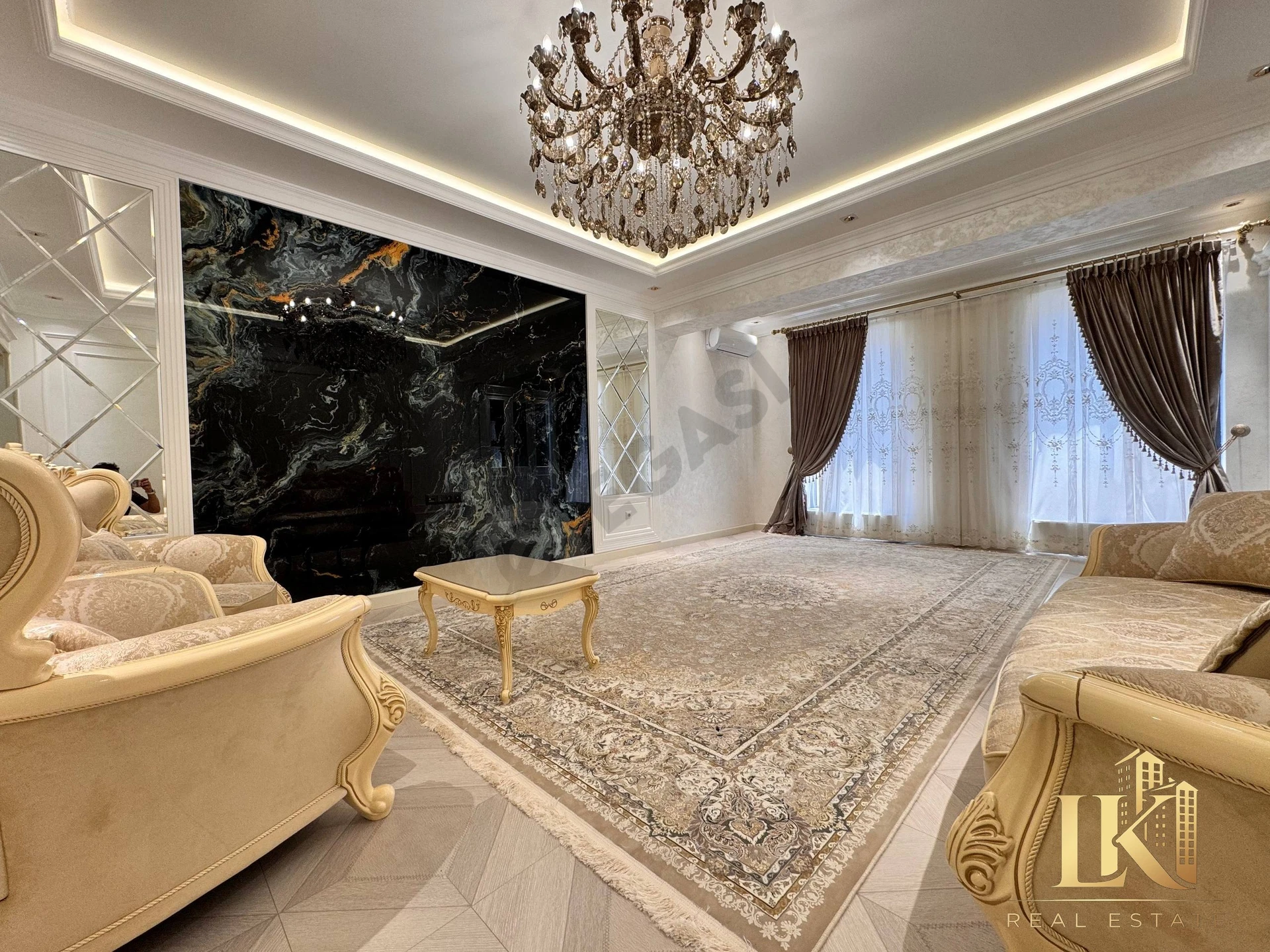 5-комнатная квартира, Алмазарский, 187 м² - Cover Photo