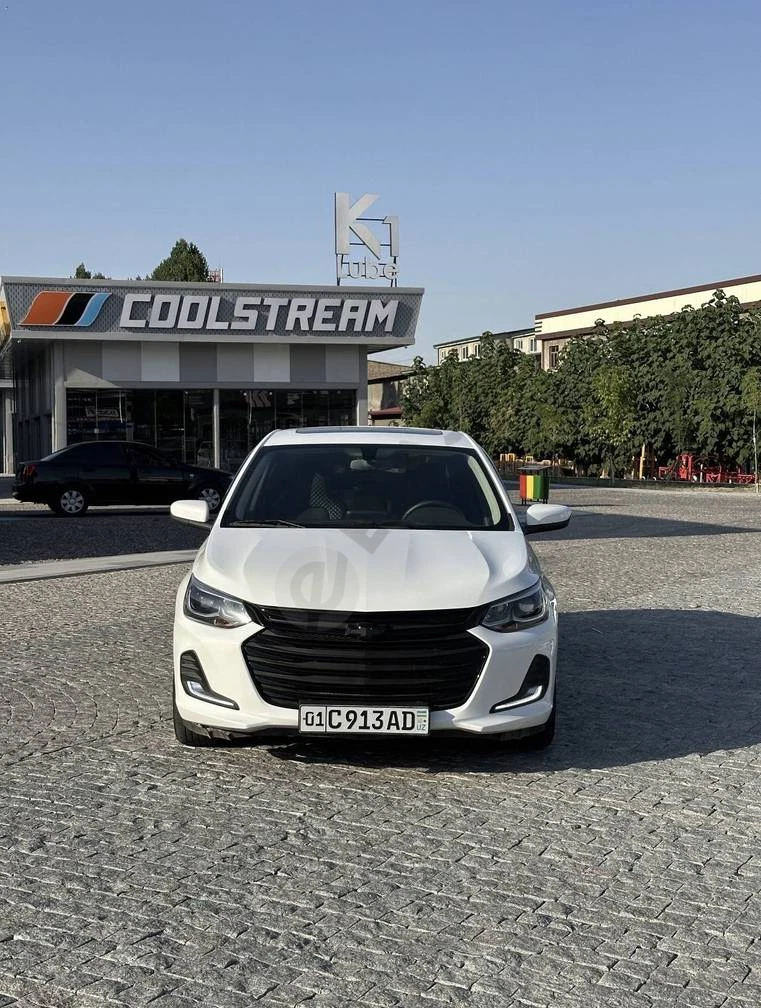 Chevrolet Onix, 2025 - Cover Photo