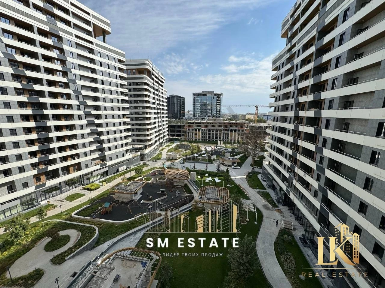 4-комнатная квартира в ЖК INFINITY, 130 м² - Cover Photo