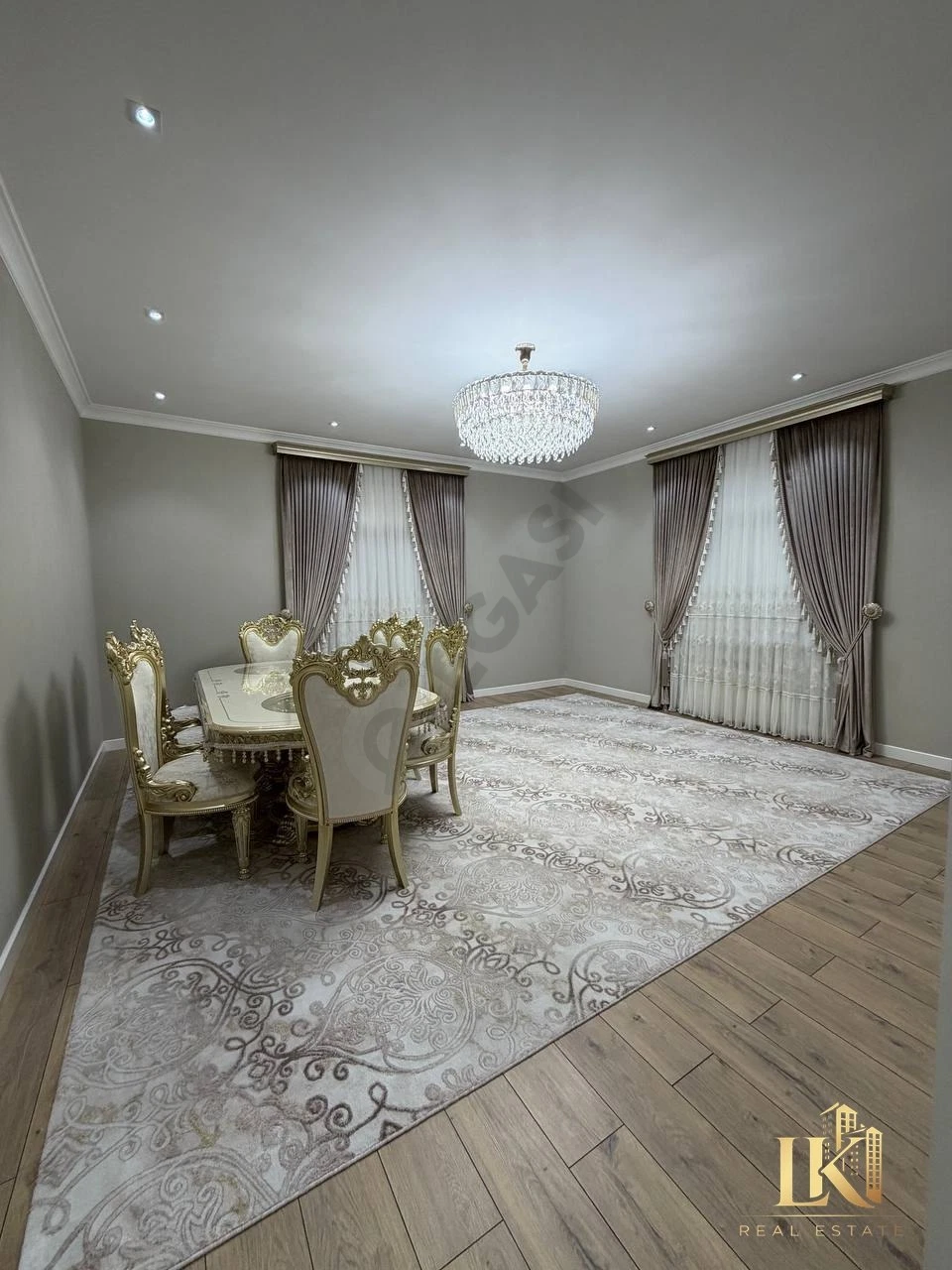 5-комнатная квартира, Чиланзар, 300 м² - Cover Photo