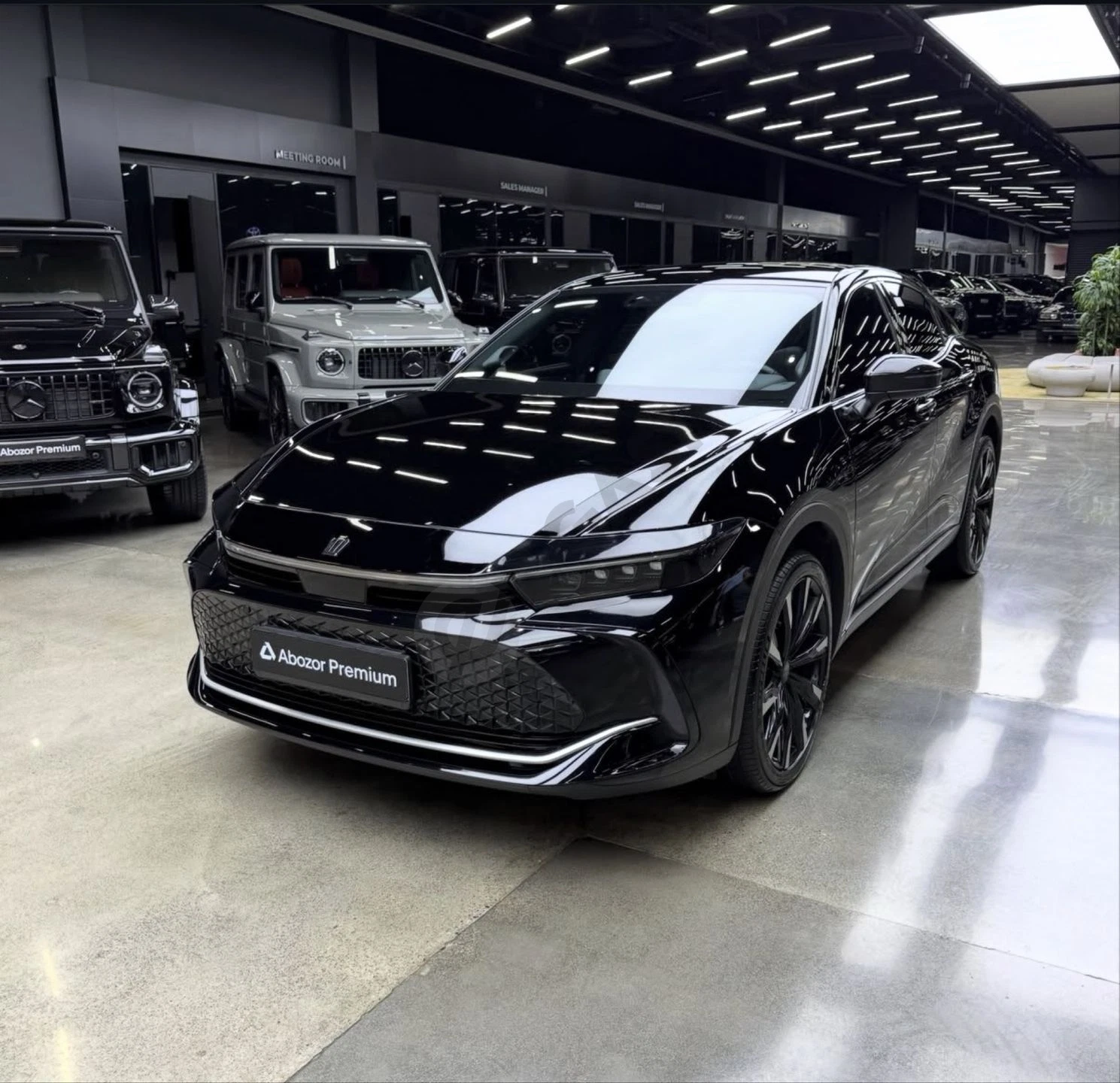 toyota crown 2023.24 gibrid - Cover Photo