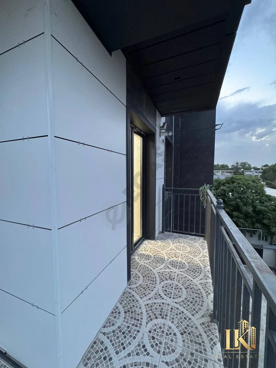 Image 6