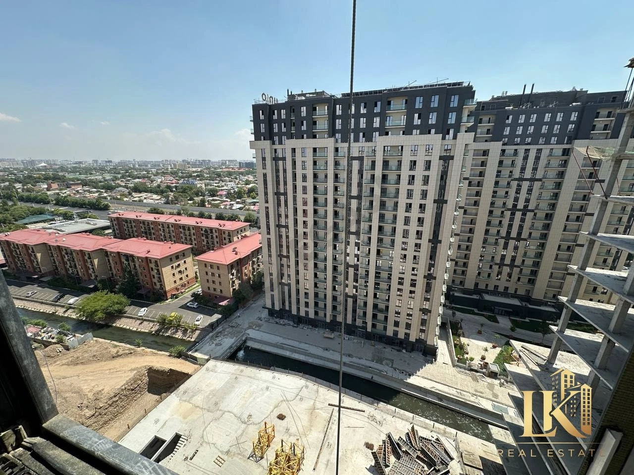 Квартира-студия в ЖК Mavera Town, 71 м² - Cover Photo