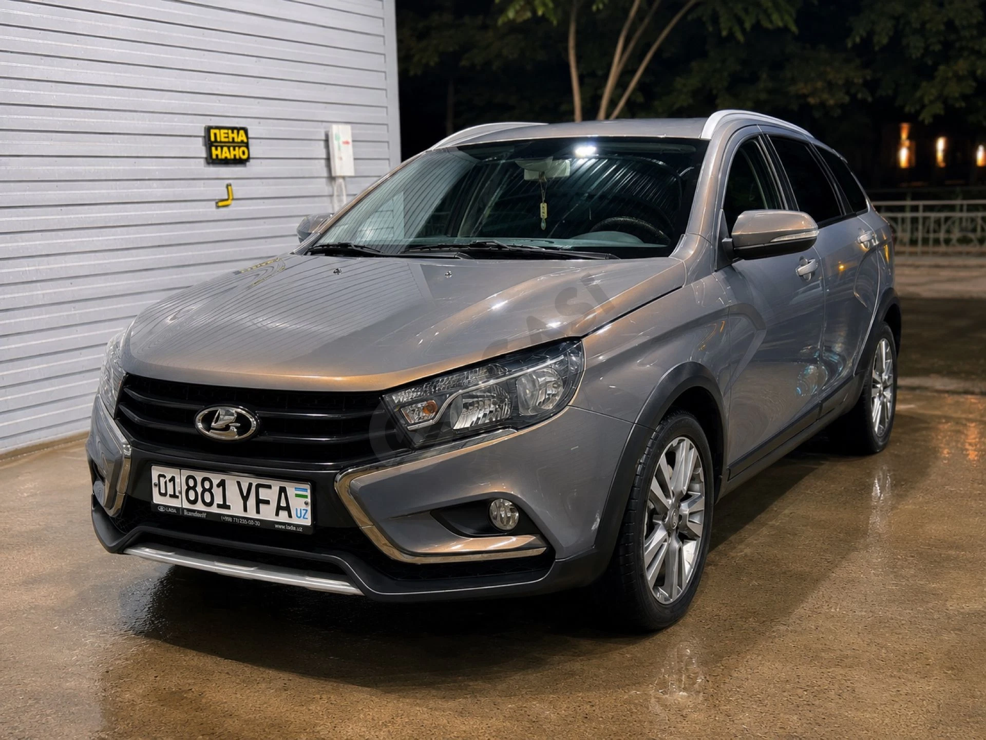 LADA VESTA sw cross 1,8 - Cover Photo