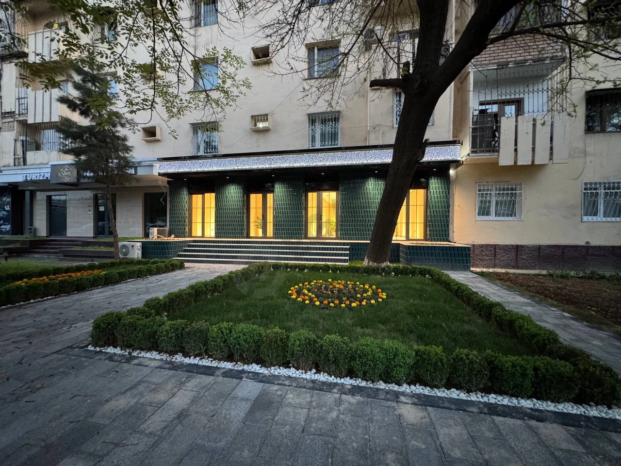 Коммерческая недвижимость Юнусабадский р-н - Cover Photo