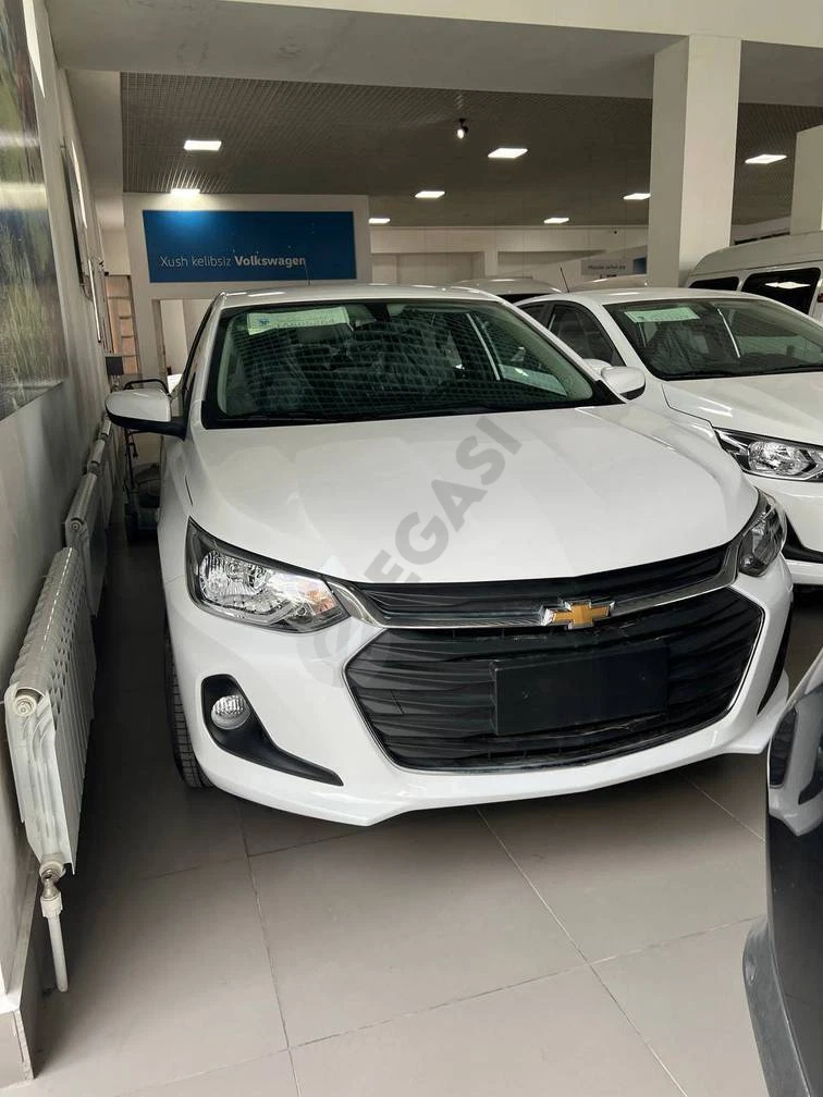 Chevrolet Onix, 2026 - Cover Photo
