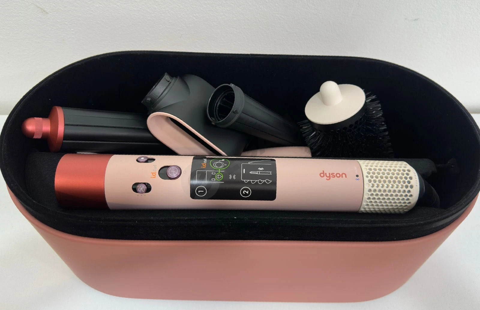 Dyson Airwrap i.d. (Kanzan Pink) - Cover Photo