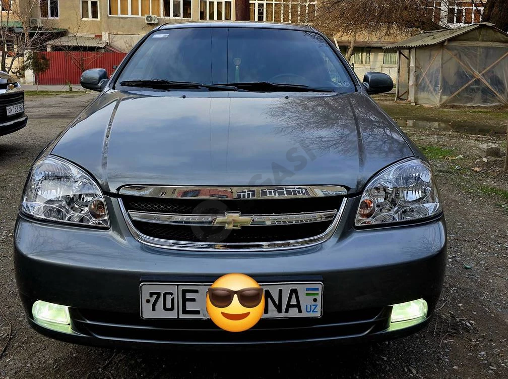 Chevrolet Lacetti, 2013 - Cover Photo
