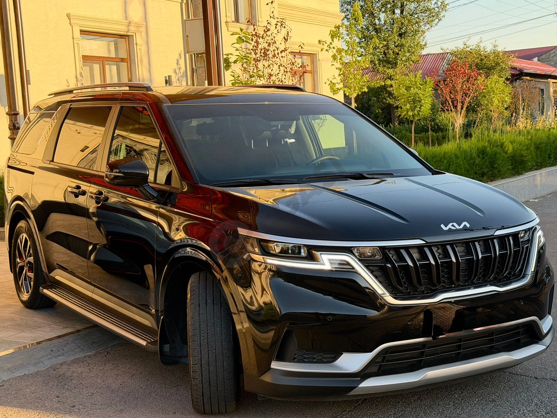 Kia Carnival 23/2025 - Cover Photo