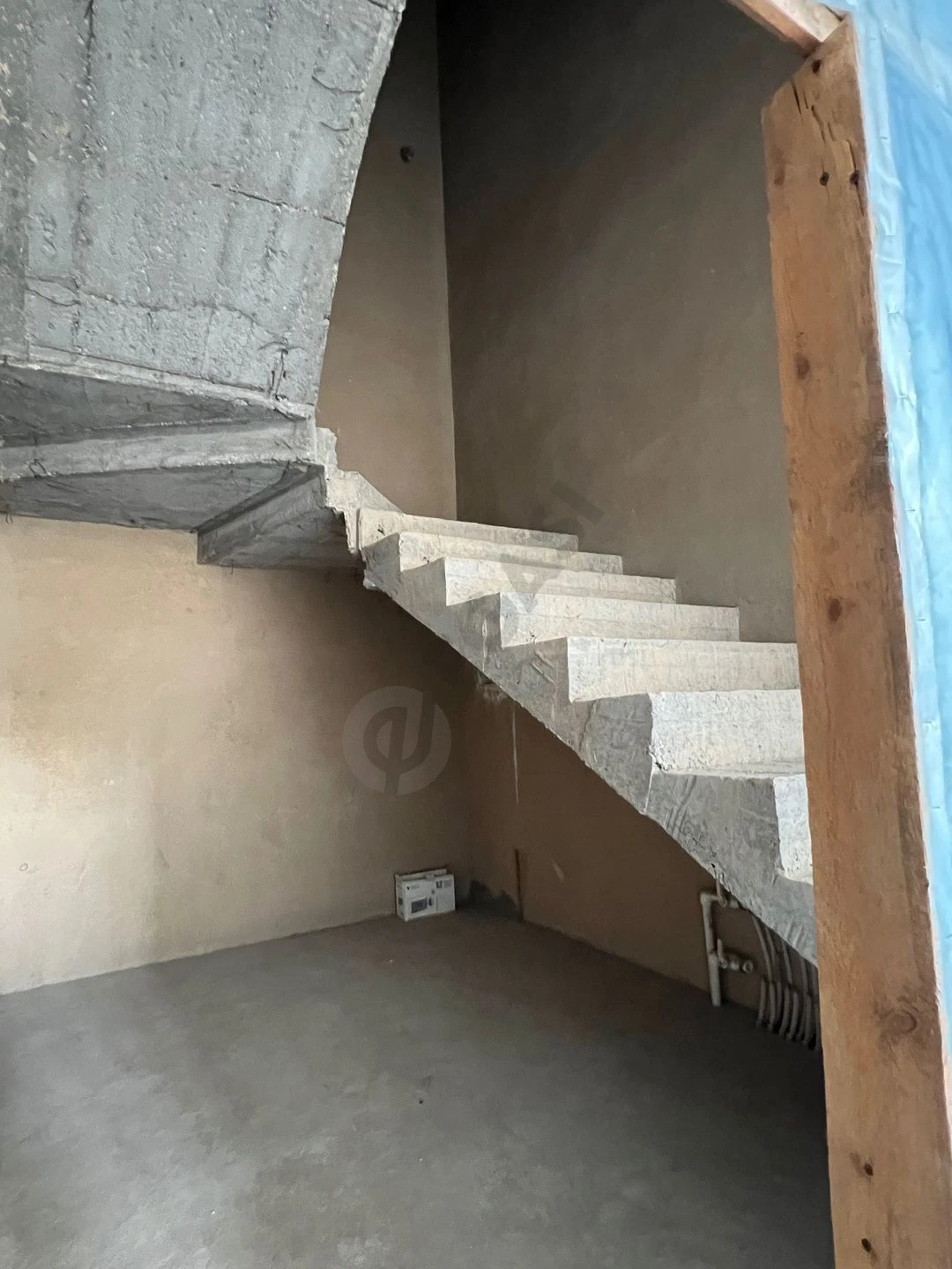 Image 12