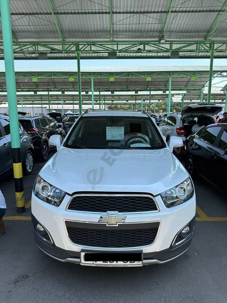 Chevrolet Captiva, 2014 - Cover Photo