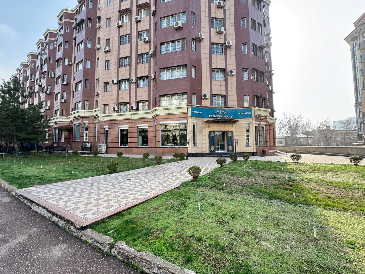 Помещение в аренду, Юнусабадский район, 670м2 - Cover Photo