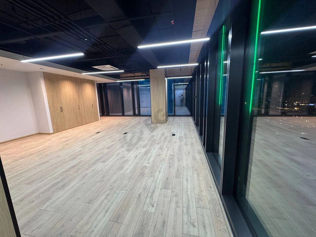 Euro office rent Nest One 102m2 - Cover Photo