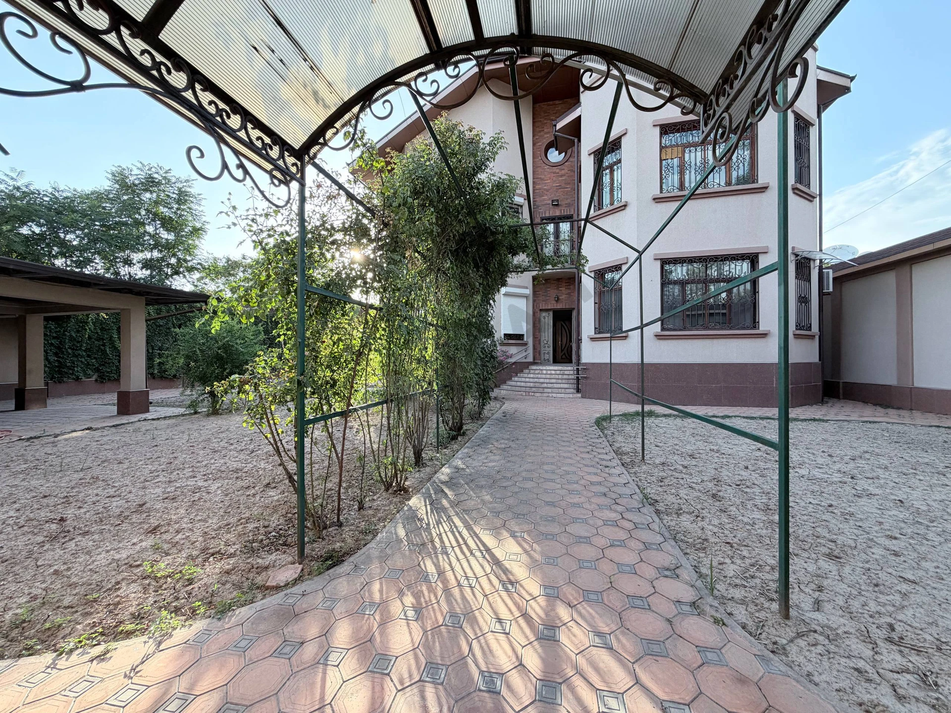 Image 3