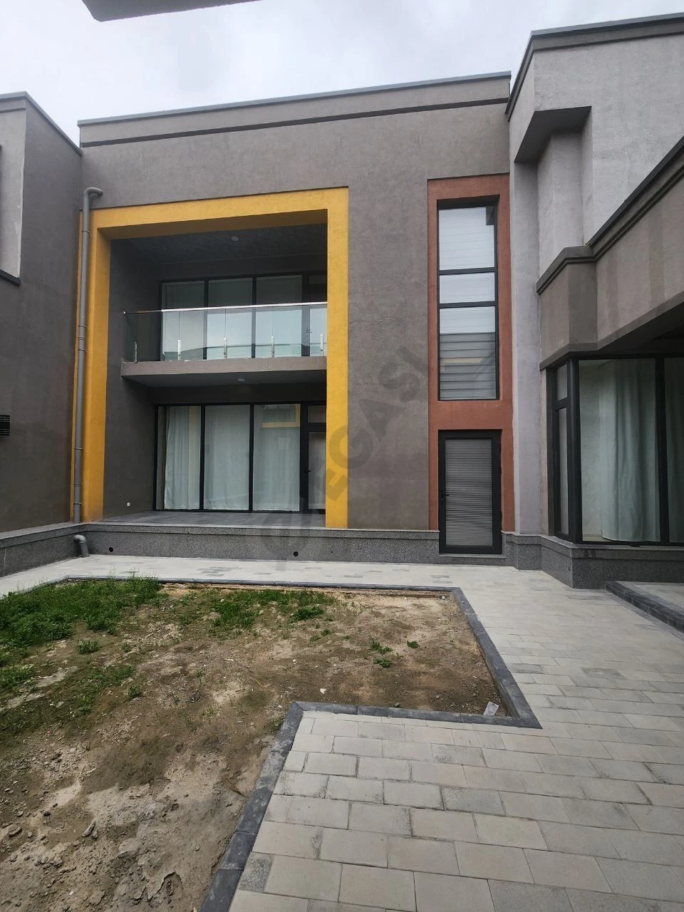 Image 12