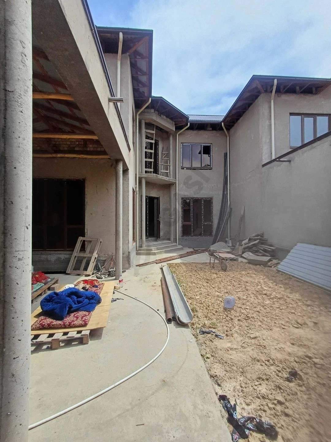 Image 3
