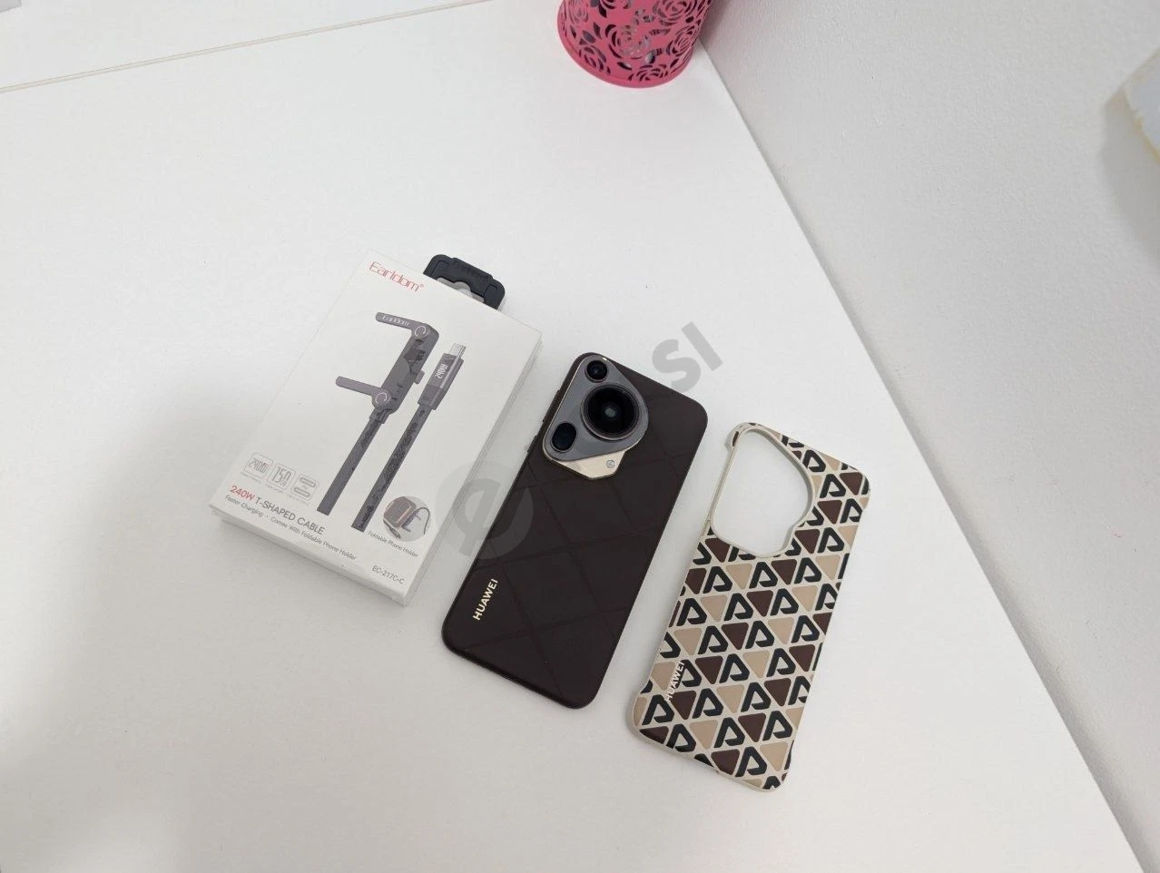 Huawei Pura 70 Ultra global versiya 2 la imei utgan - Cover Photo