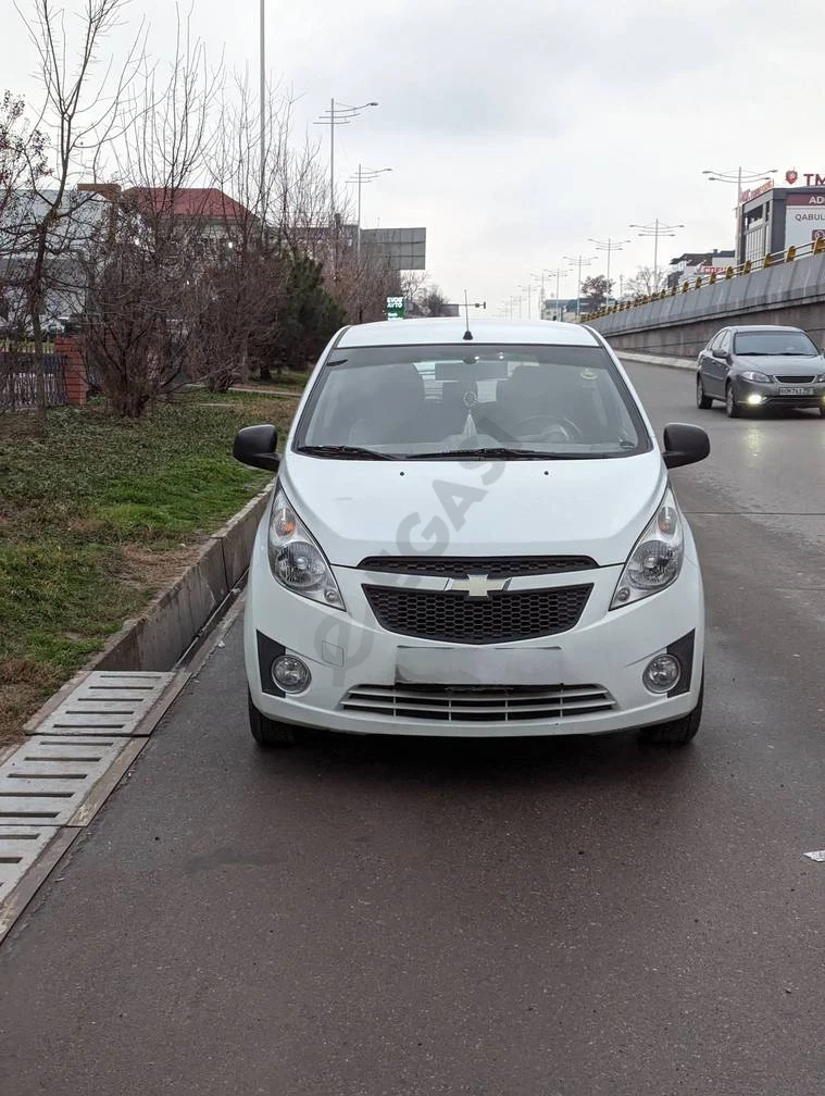 Chevrolet Spark, 2014 - Cover Photo