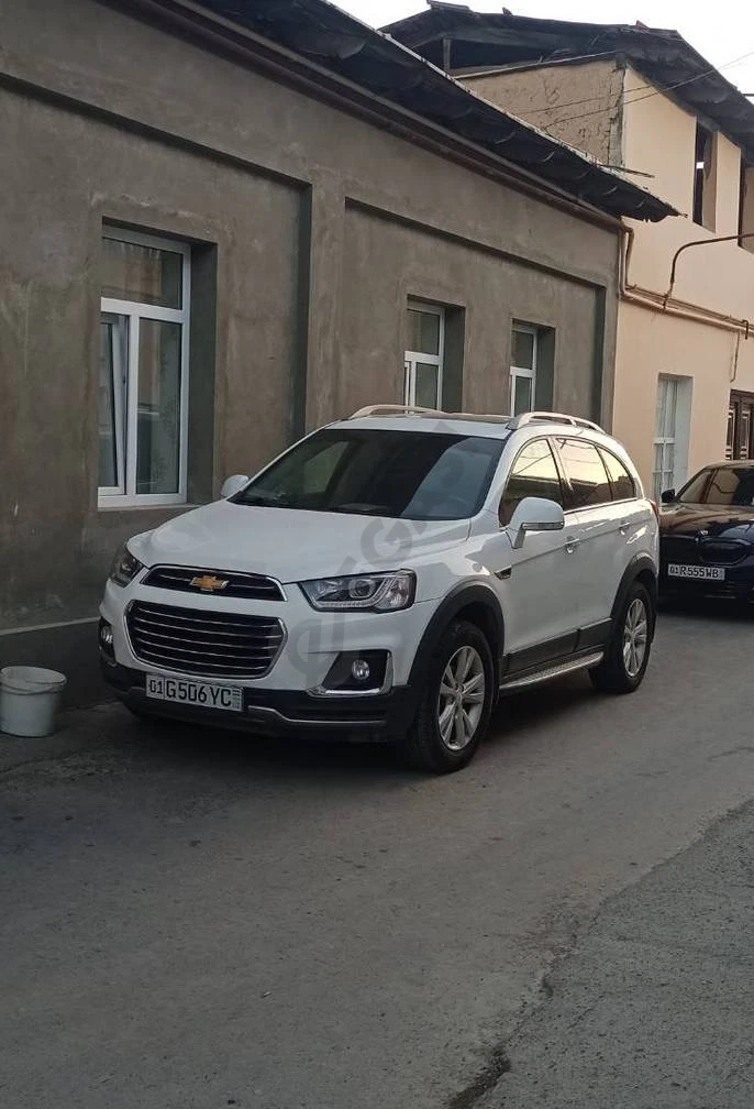 Chevrolet Captiva, 2015 - Cover Photo