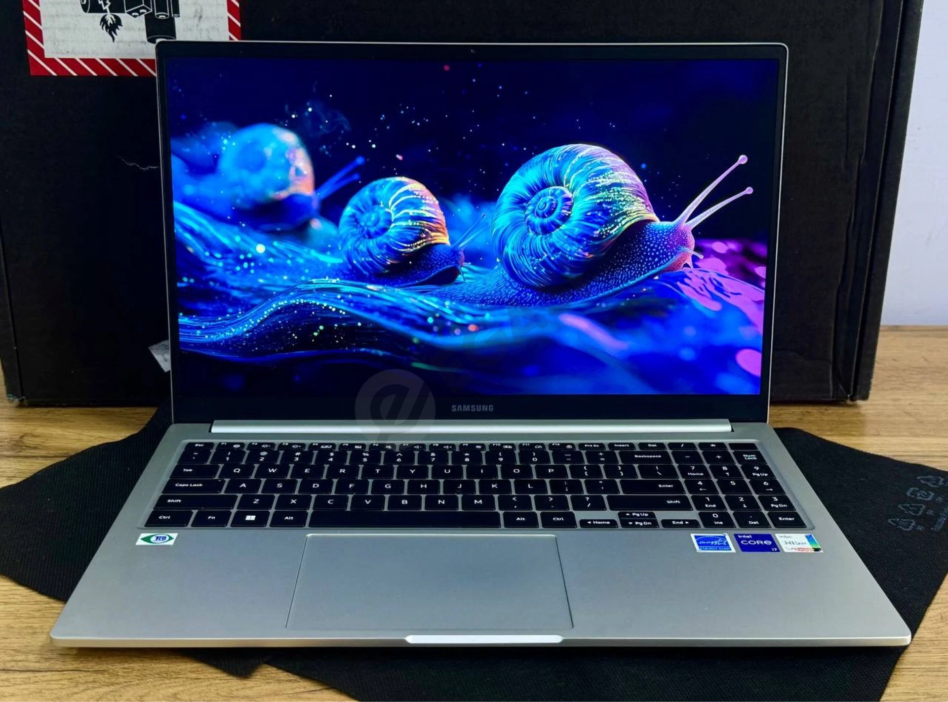 SAMSUNG gAlAxY BOOK NP754XFG exclusive modellardan BIRI - Cover Photo