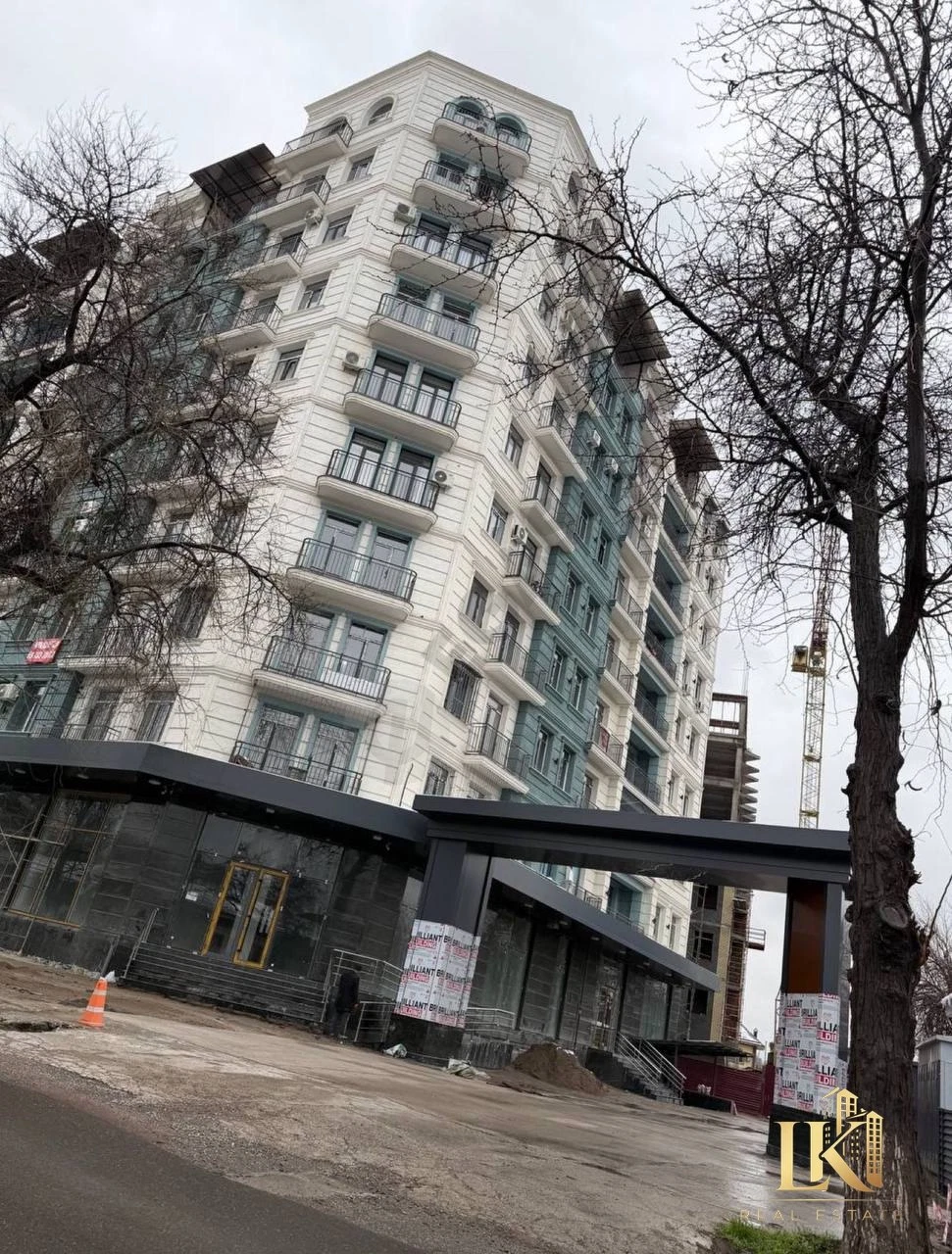 4-комнатная квартира в ЖК British House, Чиланзарский - Cover Photo