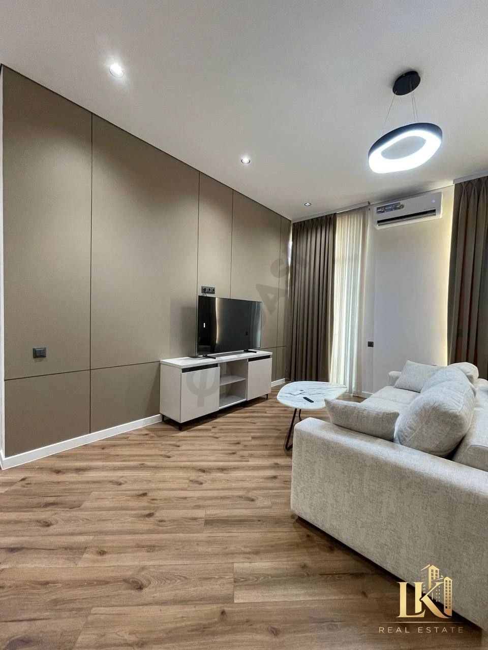 2-комнатная квартира в новостройке с евроремонтом, 53 м² - Cover Photo