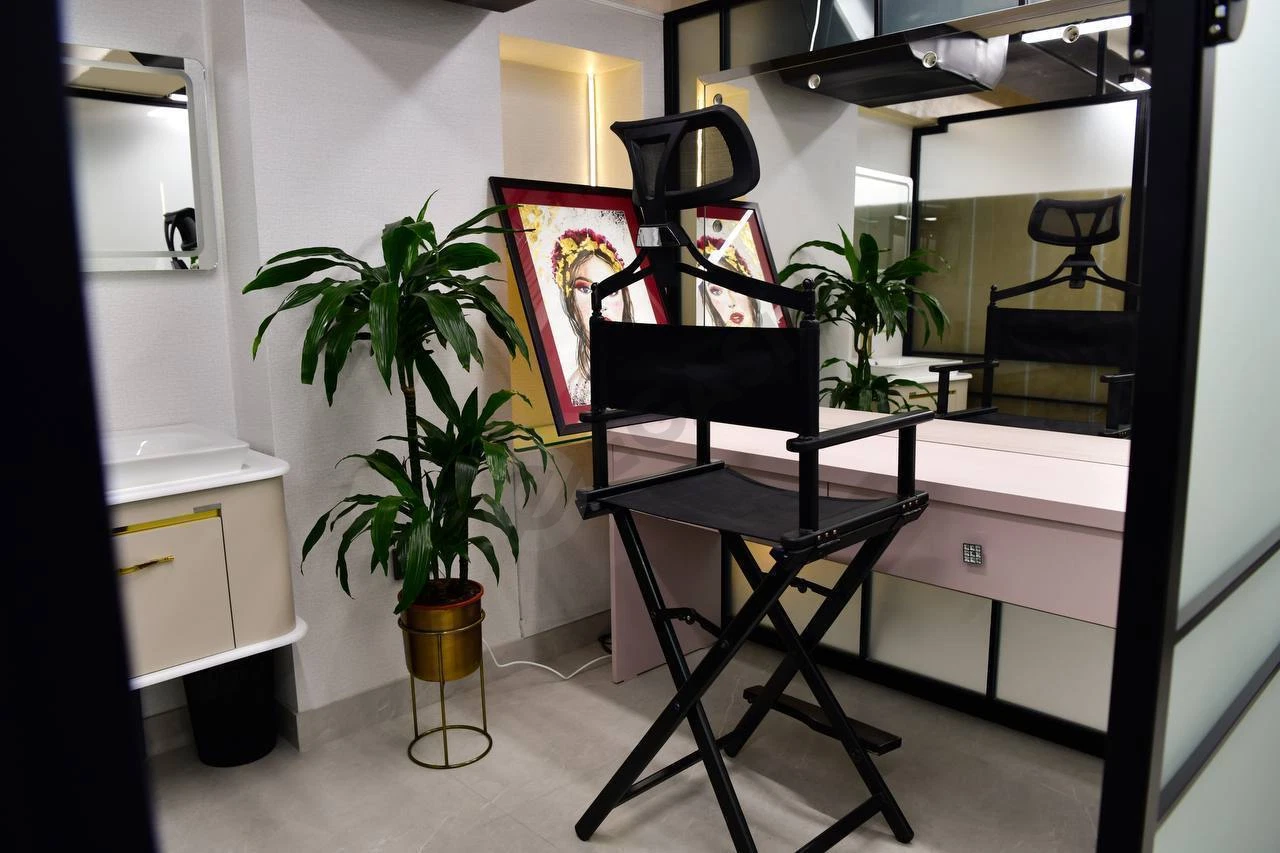 Image 8