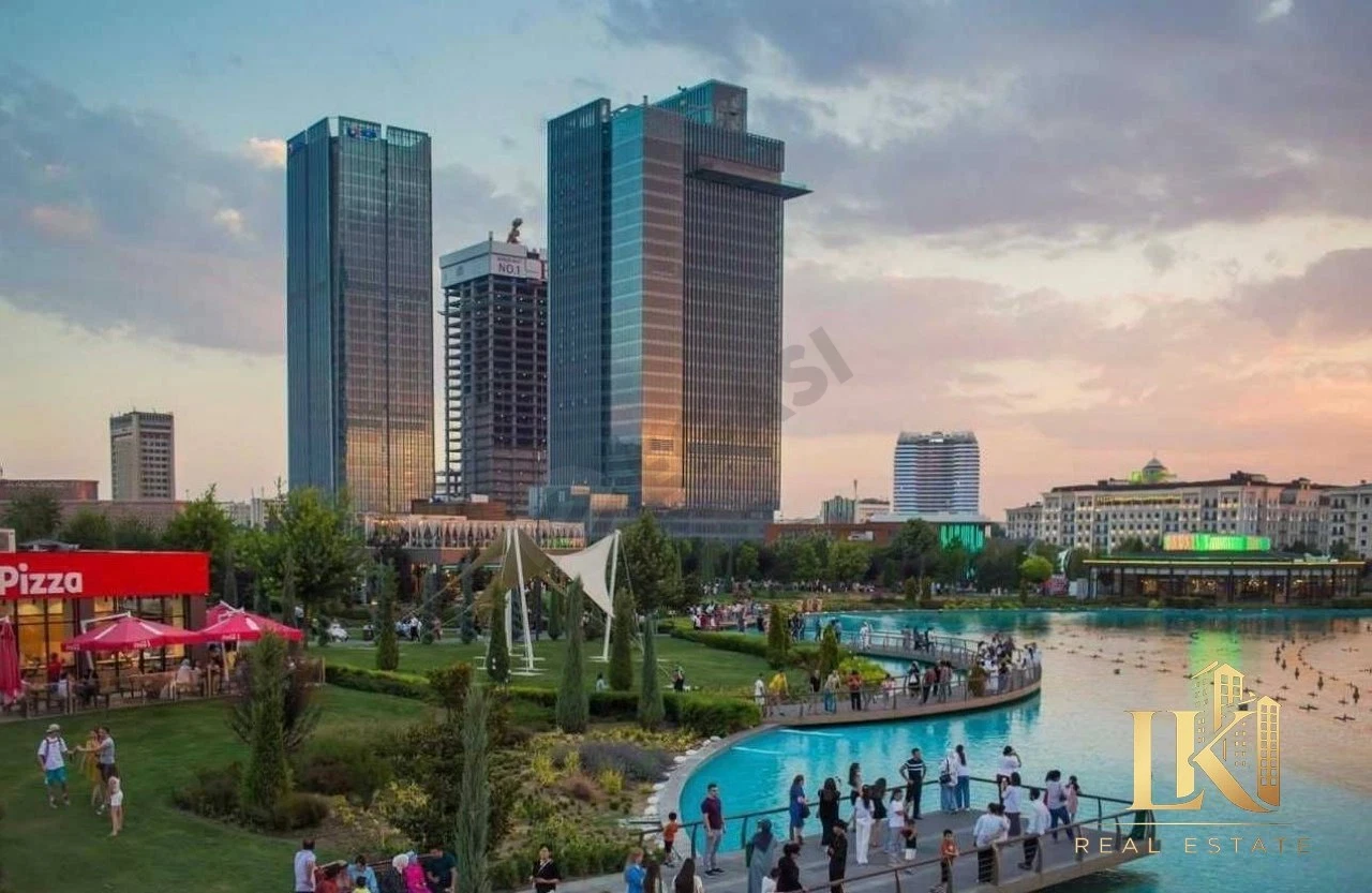 4-комнатная квартира в ЖК Gardens - Cover Photo