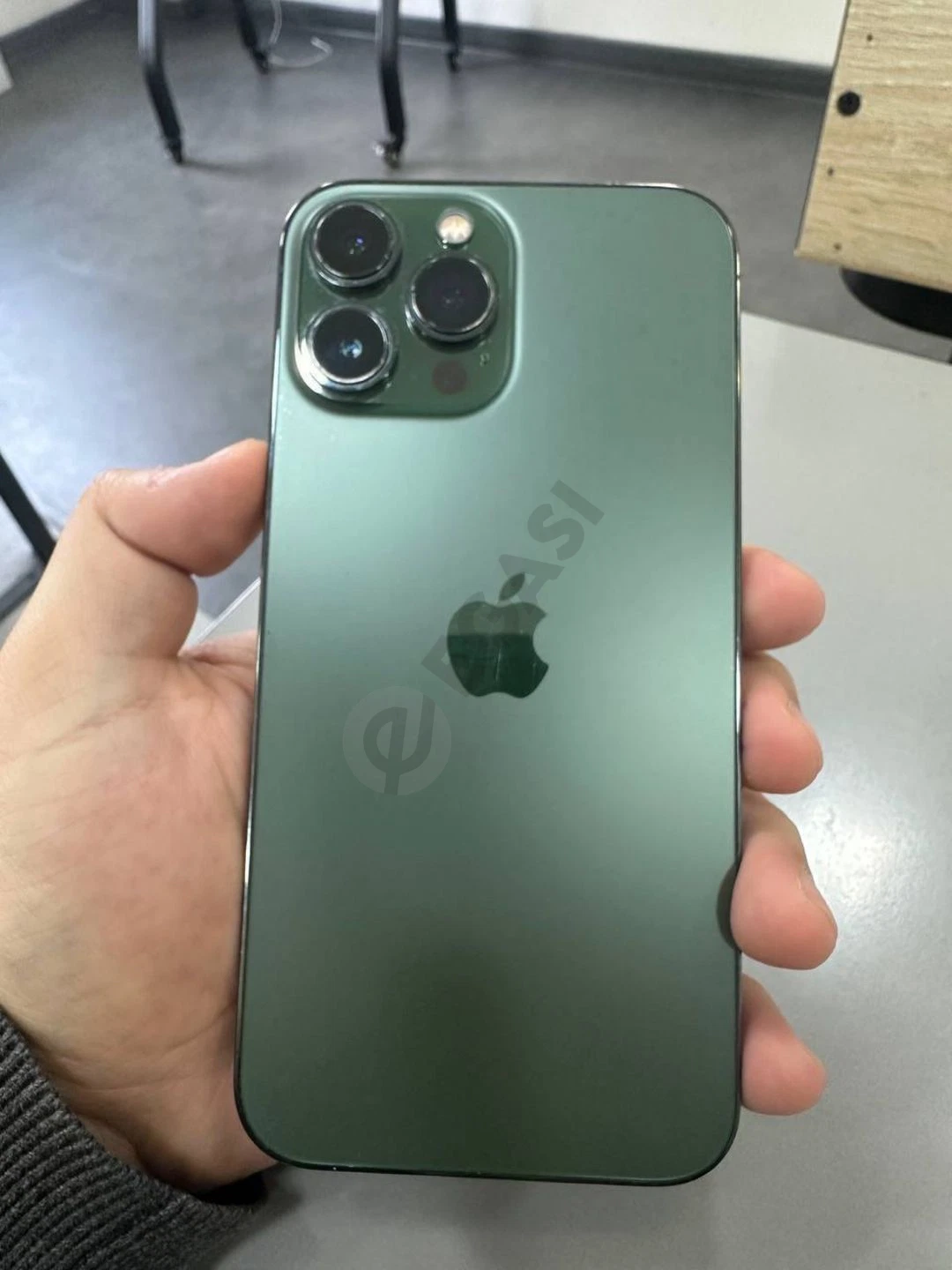Iphone 13 pro max - Cover Photo