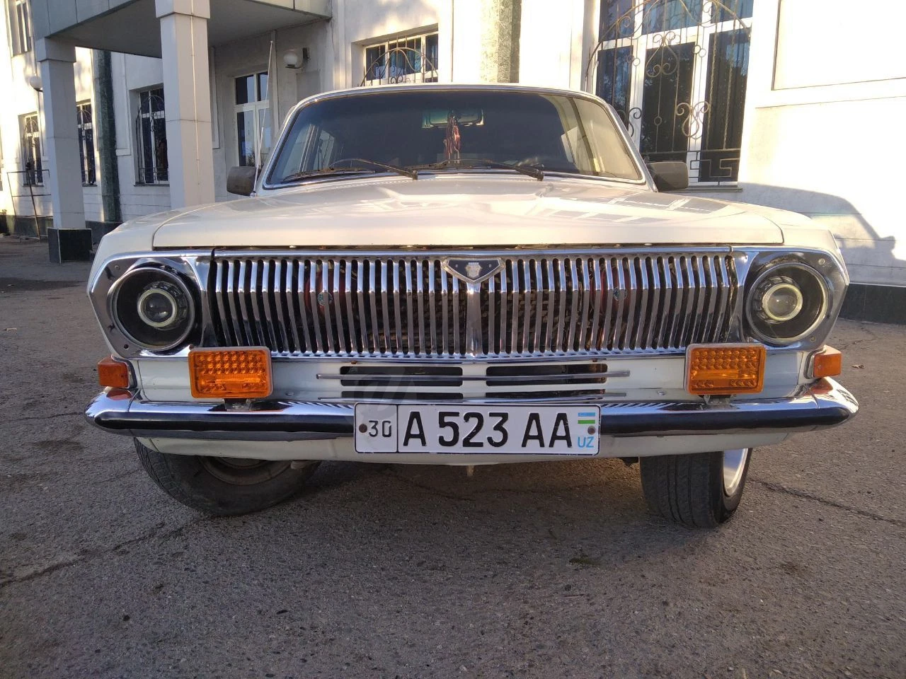 Продается Волга в отличном состояние - Cover Photo