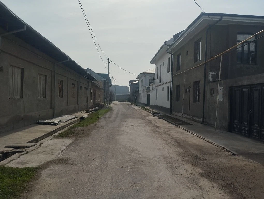 Uchastka quruq yer - Cover Photo