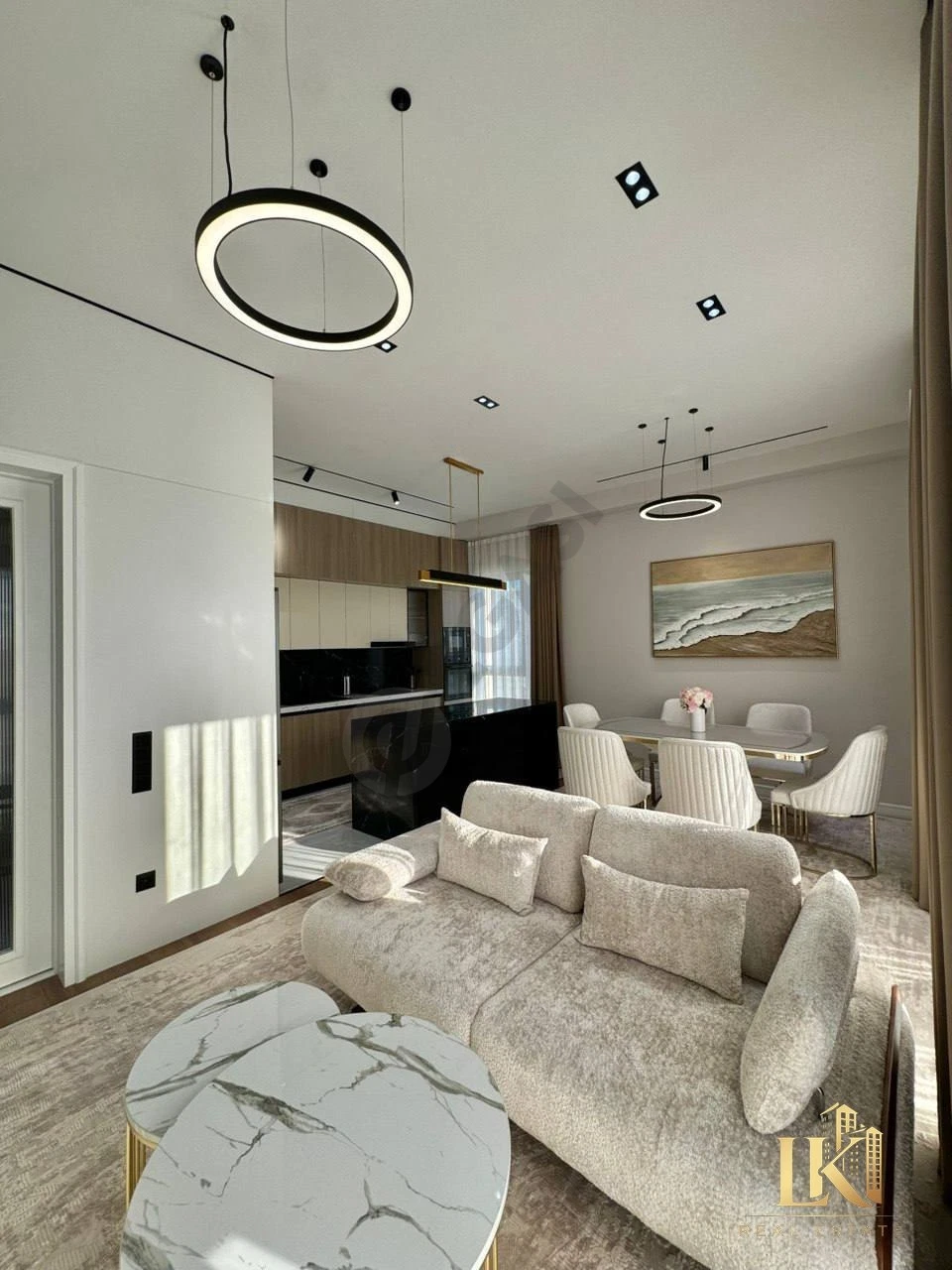 Элитная квартира в ЖК Mirabad Avenue 4 комн, 230 м² - Cover Photo