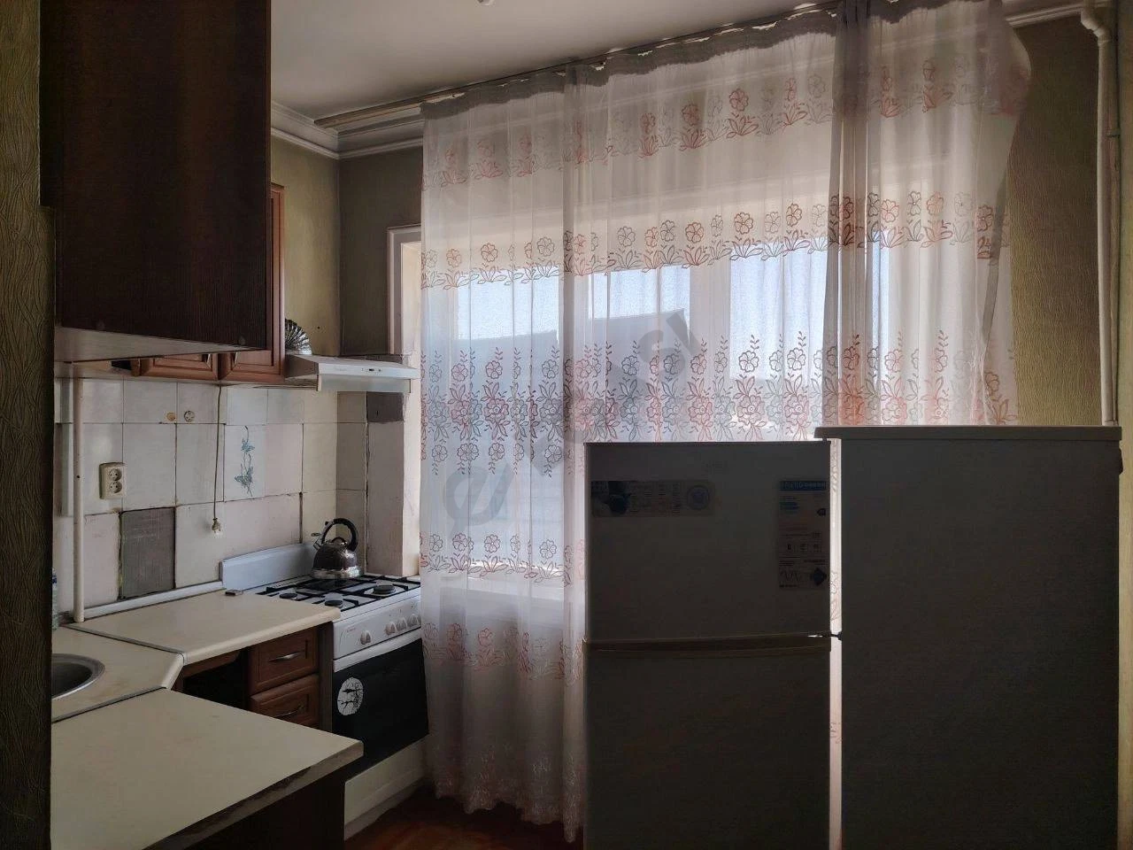 1-комнатная квартира 42 кв.м, 3 этаж, 5-этажный дом - Cover Photo