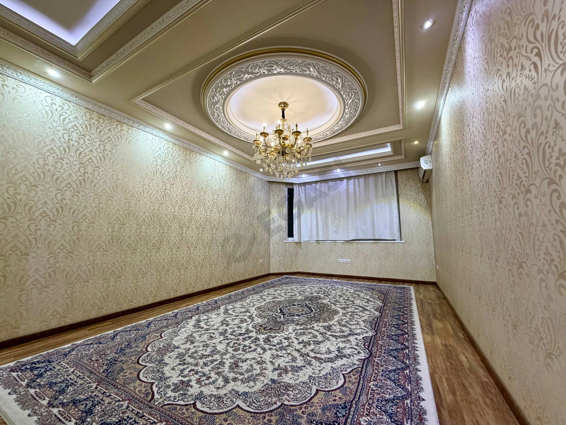 3-комнатная квартира в новостройке, 114 кв.м, 4/9 этаж - Cover Photo