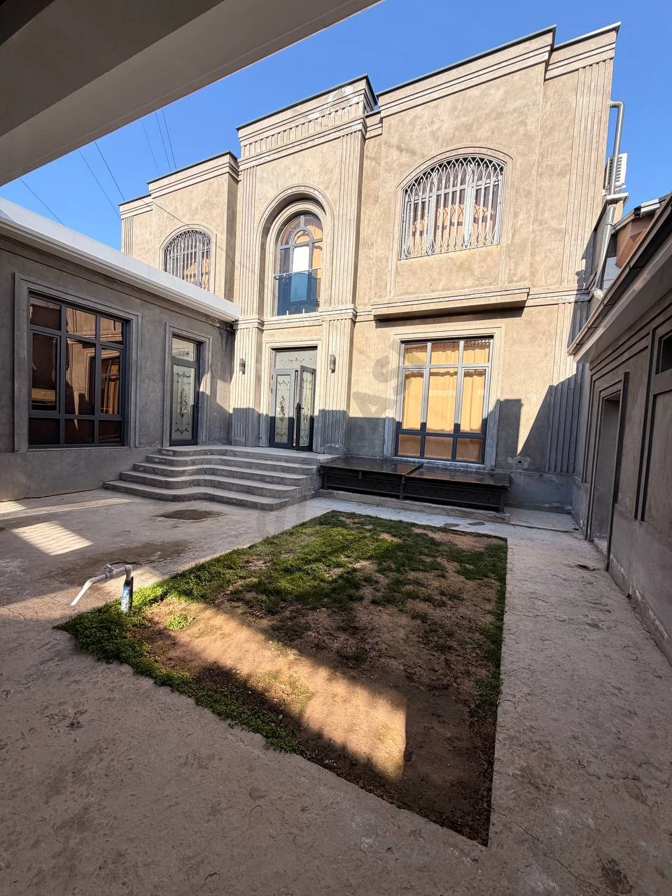 House with furniture and equipment in Shayhantaur, Nurafshon - Cover Photo