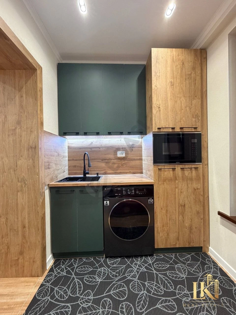 Image 7